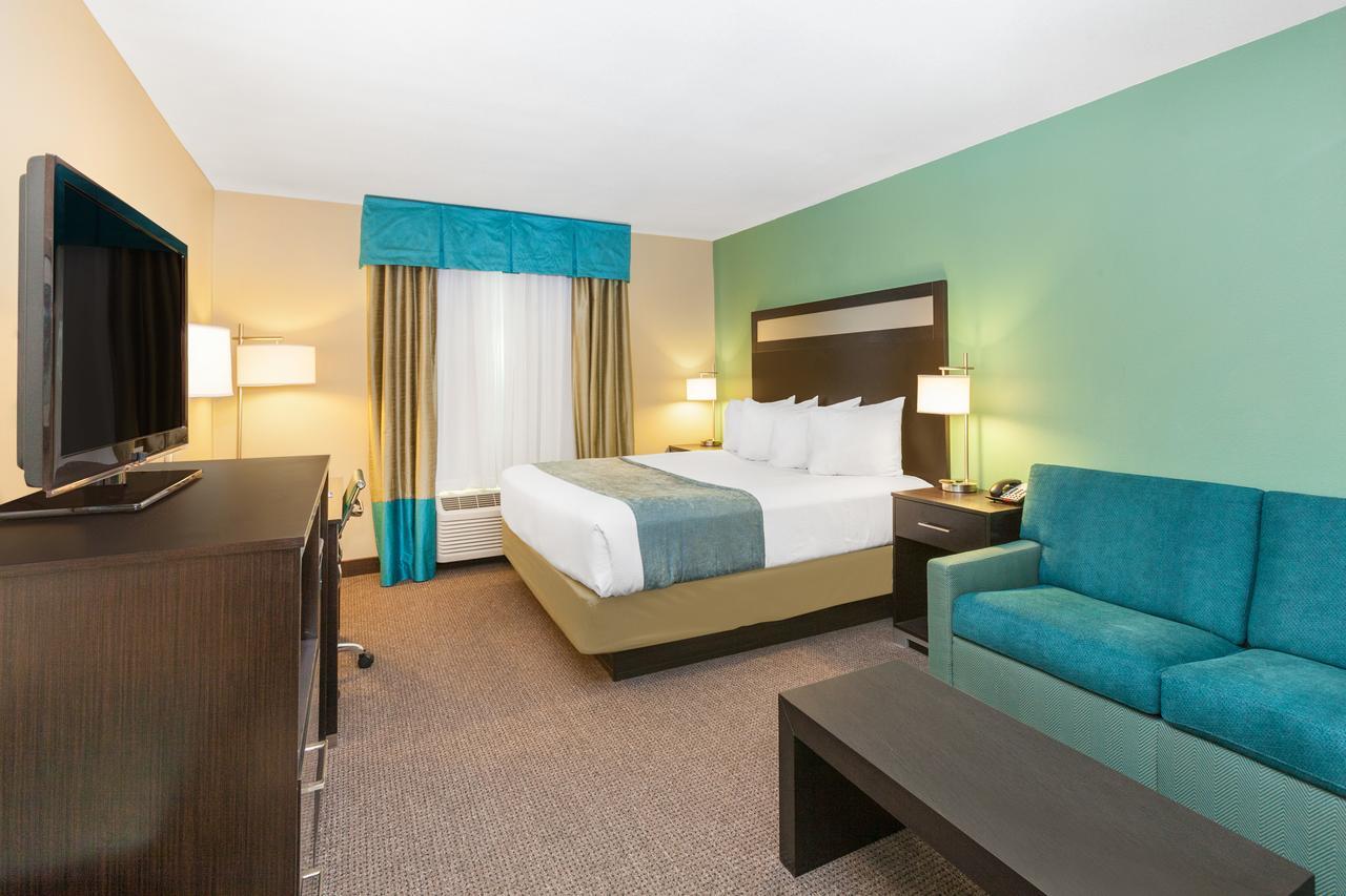 Baymont By Wyndham Midland Center Hotel Exterior foto